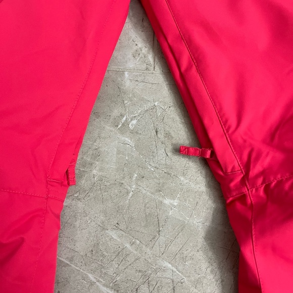 Like new Roxy Snow pants - Picture 4 of 5